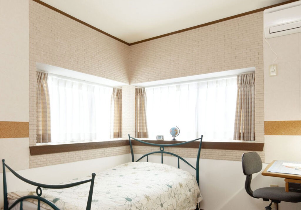 エコカラットプラス ランド〈石ハツリ面〉 ECP-275NET/RO2(ベージュ)IMAGE04-寝室 エコカラットプラス ランド〈石ハツリ面〉 ECP-275NET/RO2(ベージュ)IMAGE04-寝室